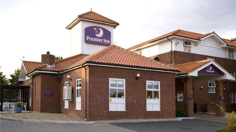 <b>Premier Inn Chelmsford (Springfield) Exterior</b>. Images powered by <a href="https://iceportal.shijigroup.com/" title="IcePortal" target="_blank">IcePortal</a>.