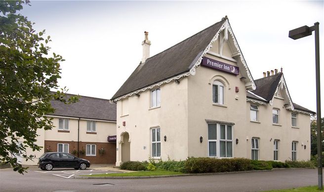 Premier Inn Taunton (Ruishton) Exterior