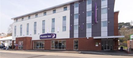 Premier Inn Exeter Central (St David's) Exterior
