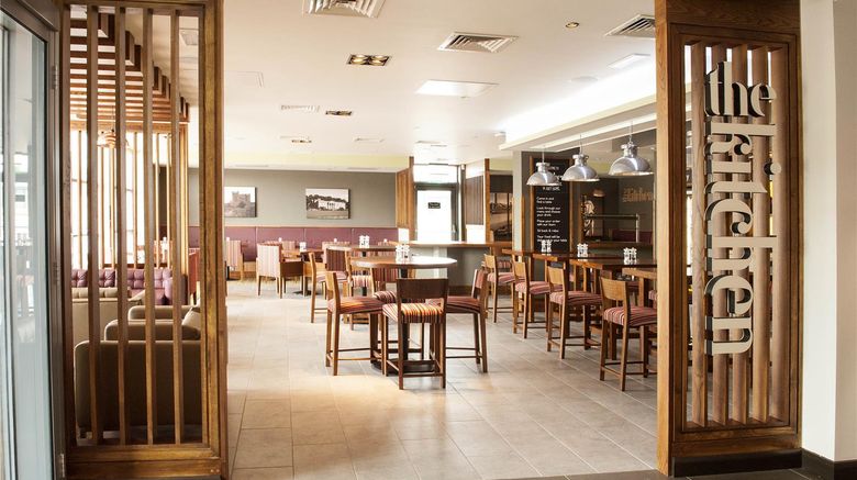 <b>Premier Inn Dudley Town Centre Restaurant</b>. Images powered by <a href="https://iceportal.shijigroup.com/" title="IcePortal" target="_blank">IcePortal</a>.