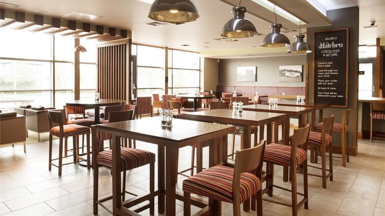 <b>Premier Inn Dudley Town Centre Restaurant</b>. Images powered by <a href="https://iceportal.shijigroup.com/" title="IcePortal" target="_blank">IcePortal</a>.