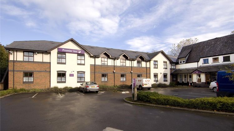 Premier Inn Stockport South Exterior