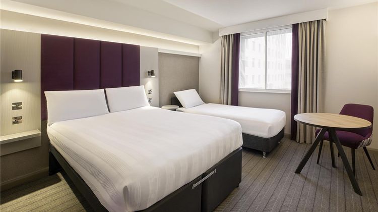 Premier Inn Stockport South Room
