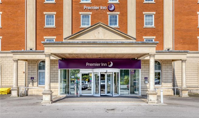 Premier Inn Manchester Trafford Centre W Exterior