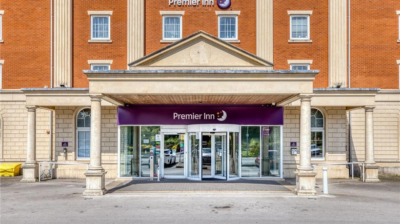 <b>Premier Inn Manchester Trafford Centre W Exterior</b>. Images powered by <a href="https://iceportal.shijigroup.com/" title="IcePortal" target="_blank">IcePortal</a>.