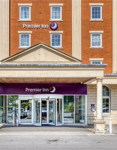 Premier Inn Manchester Trafford Centre W