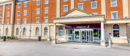 Premier Inn Manchester Trafford Centre W Exterior
