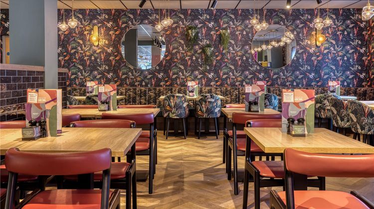 Premier Inn Manchester Trafford Centre W Restaurant