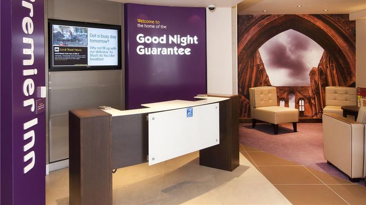 Premier Inn Glastonbury Lobby