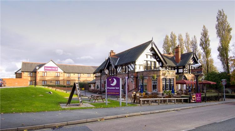 Premier Inn Warrington North East Exterior