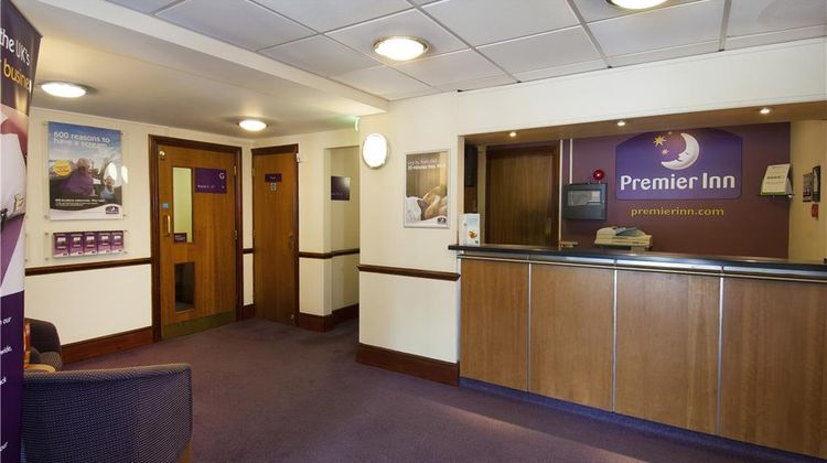 Premier Inn Milton Keynes South Lobby
