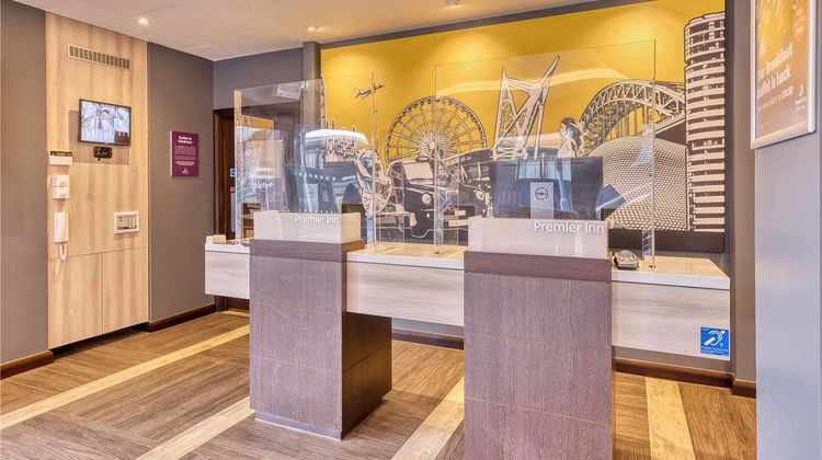 Premier Inn London Uxbridge Town Centre Lobby