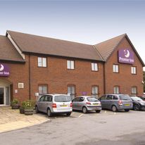 Premier Inn Manchester Trafford Centre N