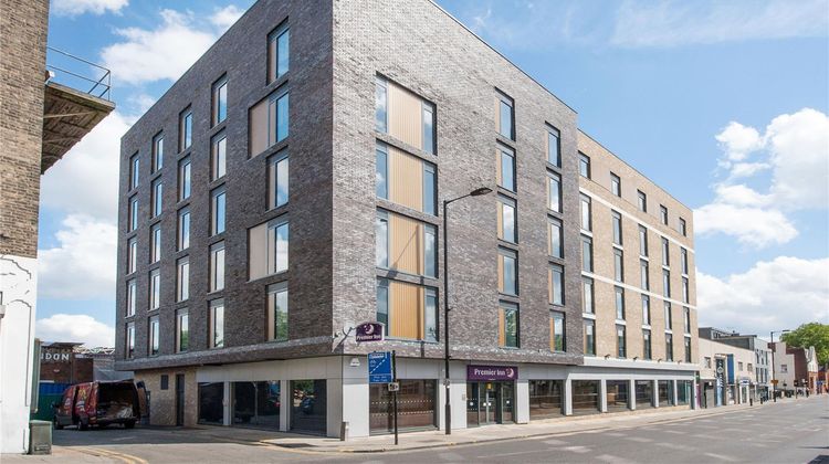Premier Inn London Hackney Exterior
