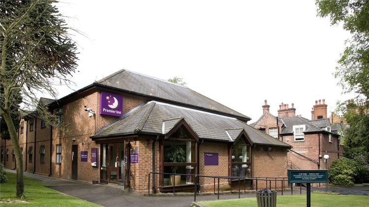Premier Inn London Croydon South (A212) Exterior