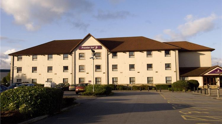 Premier Inn Haydock Exterior