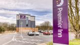 <b>Premier Inn Abingdon Exterior</b>. Images powered by <a href="https://iceportal.shijigroup.com/" title="IcePortal" target="_blank">IcePortal</a>.