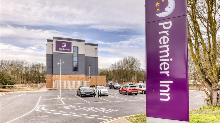 Premier Inn Abingdon Exterior