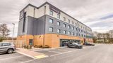 <b>Premier Inn Abingdon Exterior</b>. Images powered by <a href="https://iceportal.shijigroup.com/" title="IcePortal" target="_blank">IcePortal</a>.