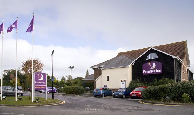 Premier Inn Braintree (Freeport Village) Exterior