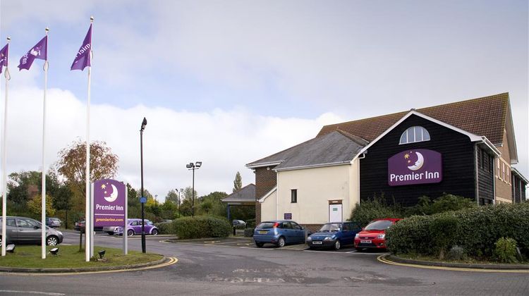 Premier Inn Braintree (Freeport Village) Exterior