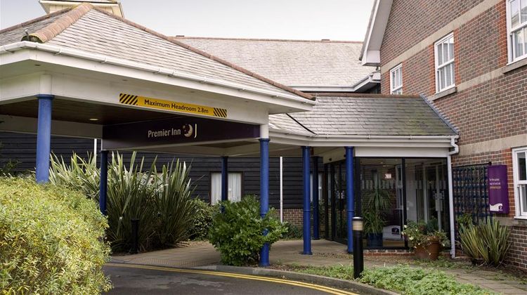 Premier Inn Braintree (Freeport Village) Exterior