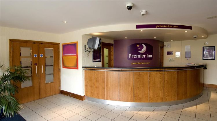 Premier Inn Plymouth CC (Sutton Harbour) Lobby
