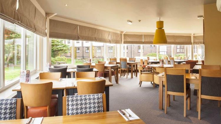 Premier Inn Wirral (Heswall) Restaurant
