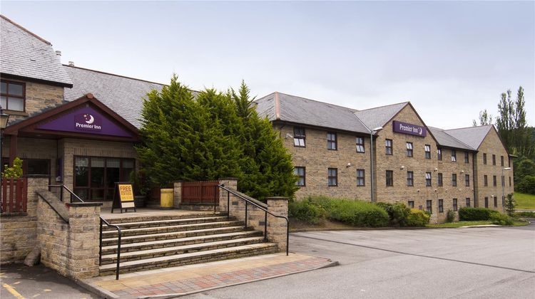 Premier Inn Bradford North Bingley Exterior
