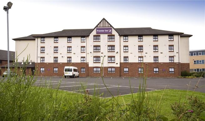 Premier Inn Glasgow Stepps (M80, J3) Exterior