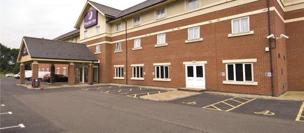 Premier Inn Gatwick Crawley Town West Exterior