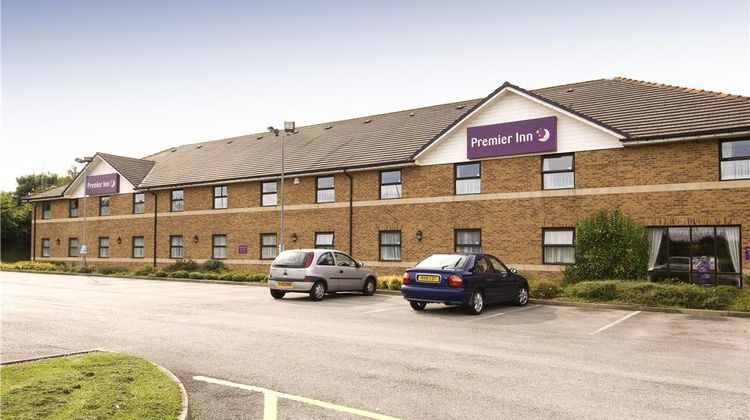 Premier Inn Sheffield-Barnsley Exterior