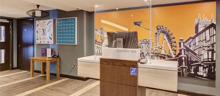 Premier Inn Royal Tunbridge Wells Lobby