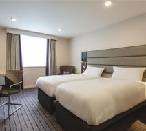 Premier Inn Aberdeen Anderson Drive Room