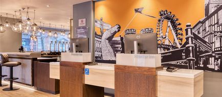 Swindon Town Centre hotel Lobby