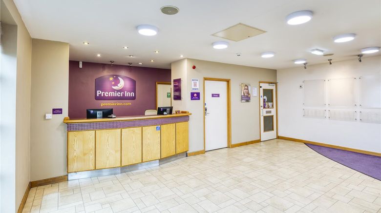 <b>Premier Inn Andover Lobby</b>. Images powered by <a href="https://iceportal.shijigroup.com/" title="IcePortal" target="_blank">IcePortal</a>.