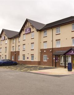 Premier Inn Coventry East (M6 J2)