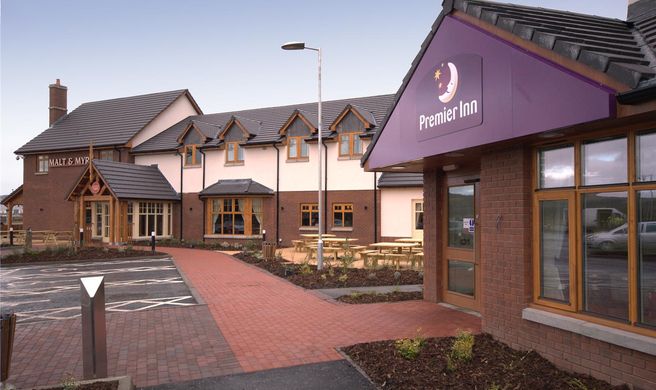 Premier Inn Dumbarton/Loch Lomond Exterior