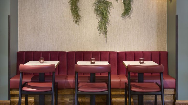 <b>Premier Inn Dumbarton/Loch Lomond Restaurant</b>. Images powered by <a href="https://iceportal.shijigroup.com/" title="IcePortal" target="_blank">IcePortal</a>.