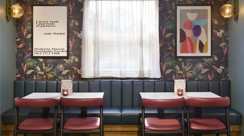 <b>Premier Inn Dumbarton/Loch Lomond Restaurant</b>. Images powered by <a href="https://iceportal.shijigroup.com/" title="IcePortal" target="_blank">IcePortal</a>.
