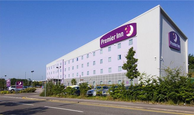 Premier Inn Southampton Airport Exterior