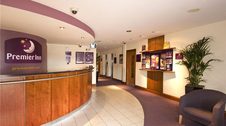 Premier Inn Southampton Airport Lobby