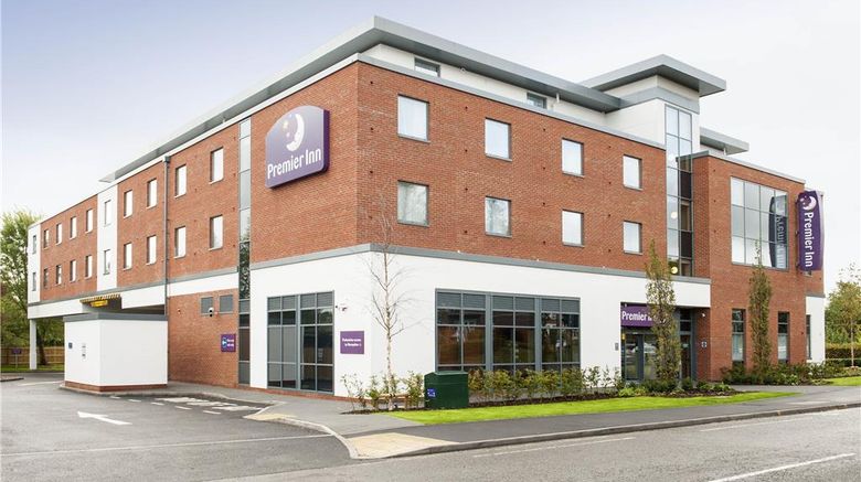 <b>Premier Inn Fleet Exterior</b>. Images powered by <a href="https://iceportal.shijigroup.com/" title="IcePortal" target="_blank">IcePortal</a>.