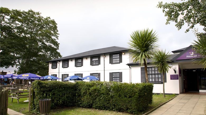 <b>Premier Inn Cobham Exterior</b>. Images powered by <a href="https://iceportal.shijigroup.com/" title="IcePortal" target="_blank">IcePortal</a>.