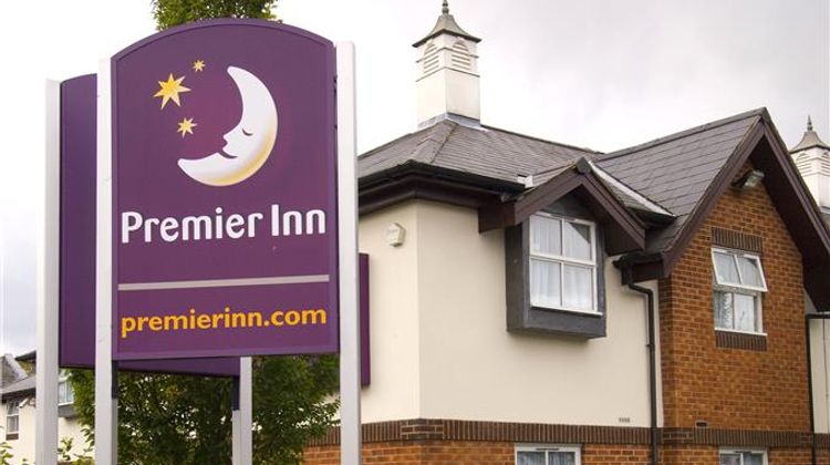 Premier Inn Chester Central (North) Exterior