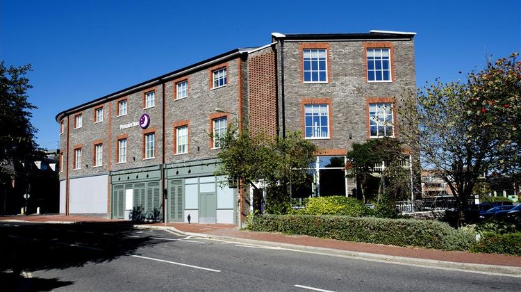 Premier Inn Lewes Town Centre Exterior
