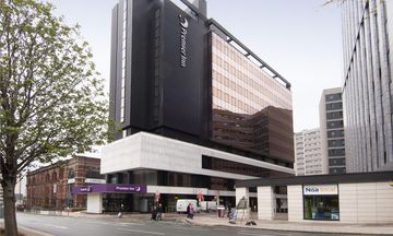 Premier Inn Leeds C. C. (Leeds Arena)