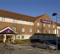 Premier Inn Swindon West Exterior