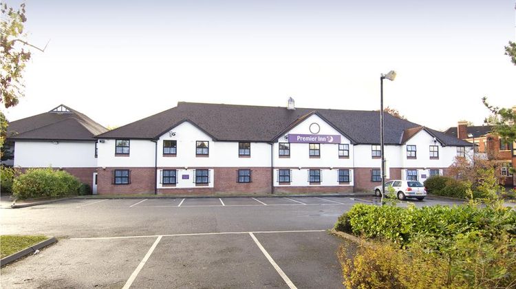 Premier Inn Manchester Airport Heald Gn Exterior