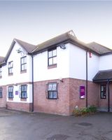Premier Inn Manchester Airport Heald Gn